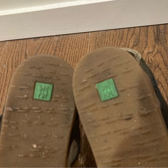 EL NATURALISTA Sz 38 Zumaia Leather  Velcro Closure Elastic On One Strap Sandals - Picture 5 of 10